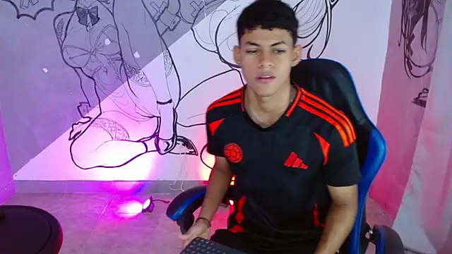 deivid bigcock1 online show from December 14, 6:35 pm