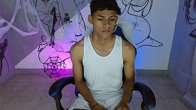 deivid bigcock1 online show from October 20, 10:54 pm