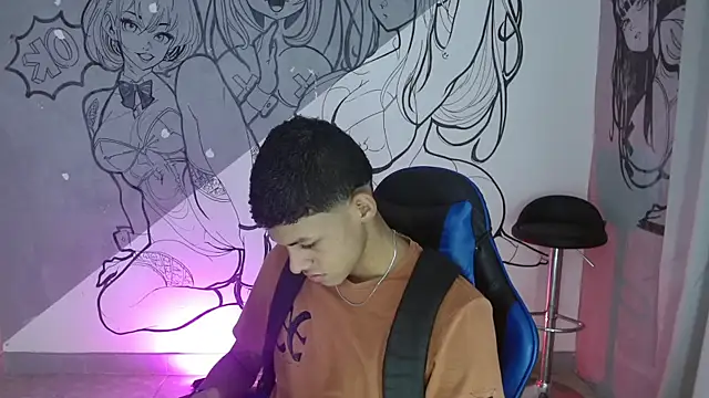 deivid bigcock1 online show from November 21, 12:09 am