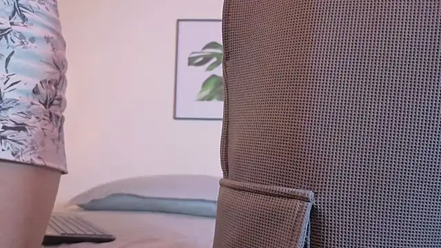 afrodita aares online show from April 15, 7:40 pm