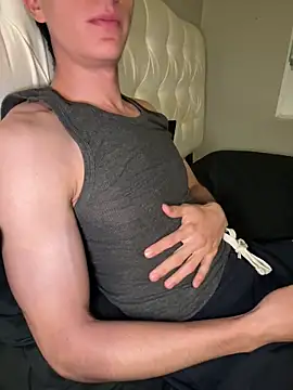 gymratforyouu online show from October 12, 6:37 am