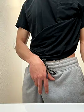 gymratforyouu online show from October 10, 1:06 am