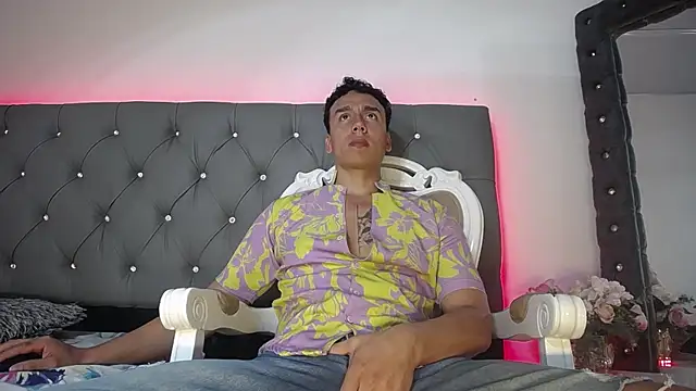 Andrew Thomas  online show from September 30, 3:12 am