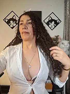 Lina 444 online show from February 27, 1:06 am