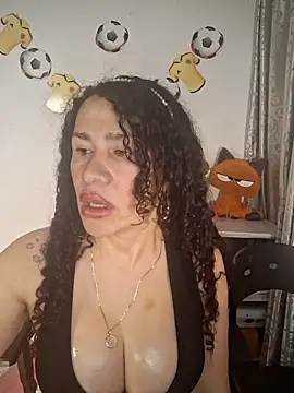 Snapshot of Lina_444 chatting on June 25, 10:26 pm Lina 444 online show from June 25, 10:26 pm