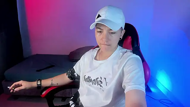 Snapshot of nicocoox chatting on October 24, 1:48 am nicocoox online show from October 24, 1:48 am