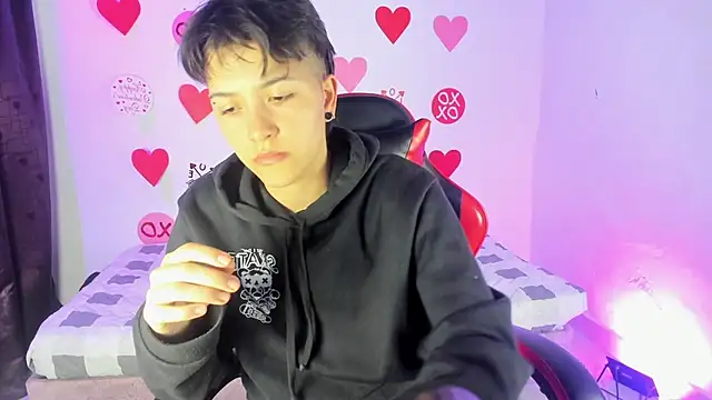 Snapshot of nicocoox chatting on February 19, 1:13 am nicocoox online show from February 19, 1:13 am