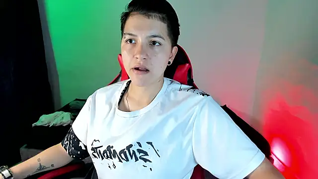 Snapshot of nicocoox chatting on November 5, 1:52 am nicocoox online show from November 5, 1:52 am