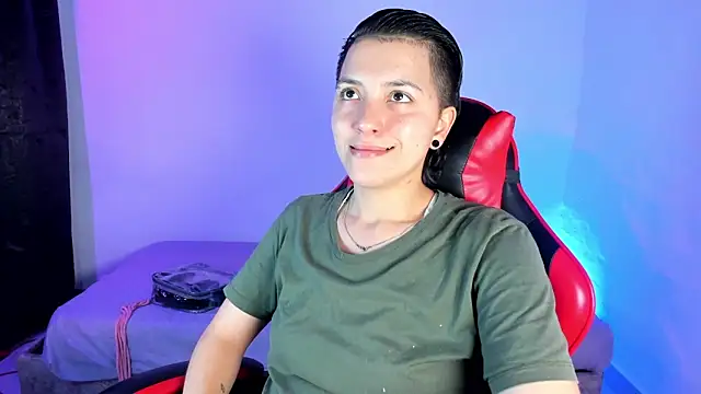 Snapshot of nicocoox chatting on November 21, 2:10 am nicocoox online show from November 21, 2:10 am