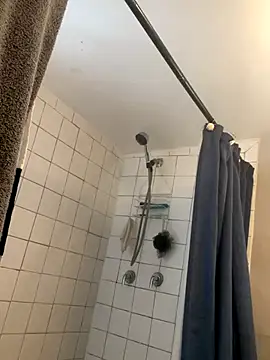 Snapshot of QUEENCALIMOD chatting on October 19, 4:32 pm QUEENCALIMOD online show from October 19, 4:32 pm