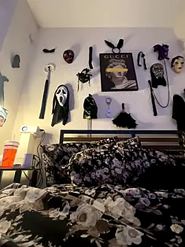 Snapshot of QUEENCALIMOD chatting on November 9, 6:06 am QUEENCALIMOD online show from November 9, 6:06 am