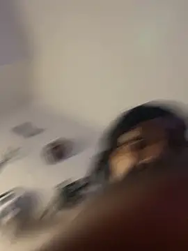 Snapshot of QUEENCALIMOD chatting on November 10, 12:26 am QUEENCALIMOD online show from November 10, 12:26 am