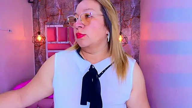 MaylinRosse  online show from January 31, 7:23 pm