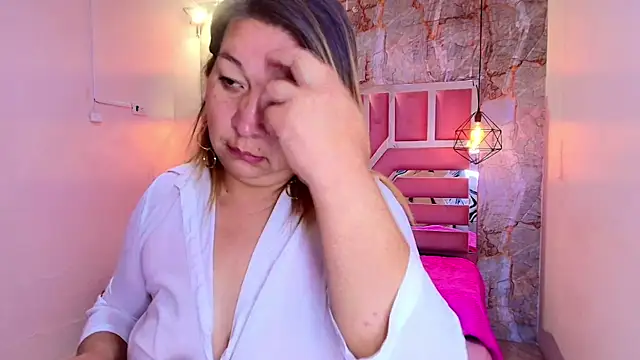 MaylinRosse  online show from March 31, 6:43 pm