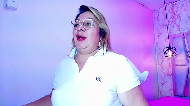 MaylinRosse  online show from October 28, 10:52 pm