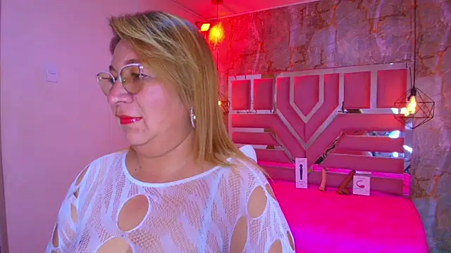 MaylinRosse  online show from November 12, 6:56 pm