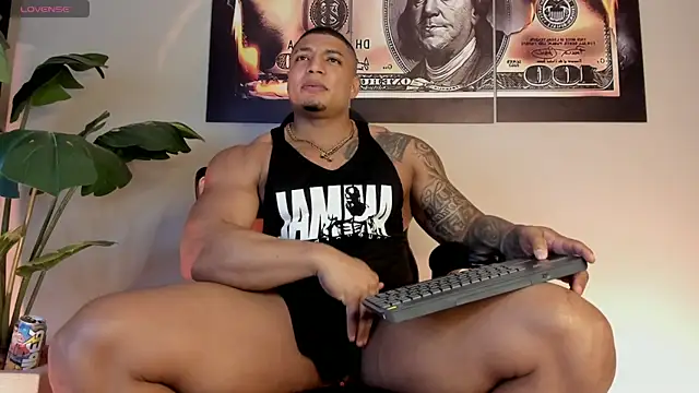 chrizmacgregor online show from April 18, 2:25 am