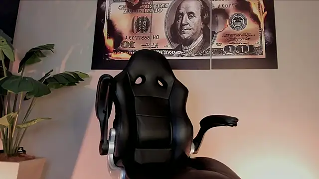 chrizmacgregor online show from January 18, 1:53 am