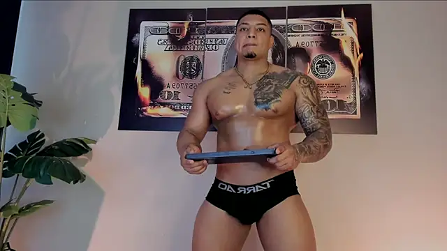 chrizmacgregor online show from December 19, 7:49 pm