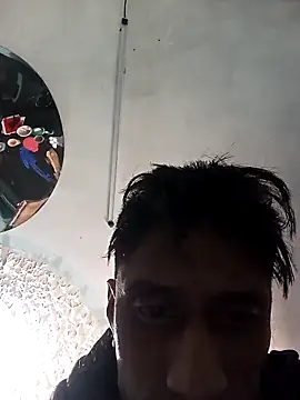 Snapshot of Crazygrillo69 chatting on December 19, 8:55 pm Crazygrillo69 online show from December 19, 8:55 pm