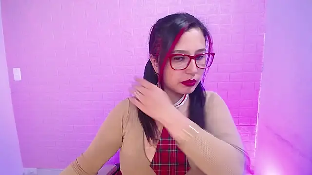 Sara1126  online show from September 28, 4:08 am