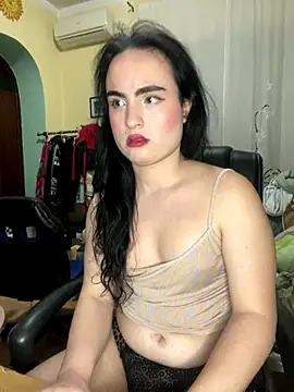 Snapshot of TatianaTaylor69 chatting on November 4, 12:03 am TatianaTaylor69 online show from November 4, 12:03 am