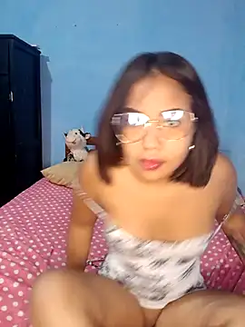 little onixx online show from November 7, 12:10 pm