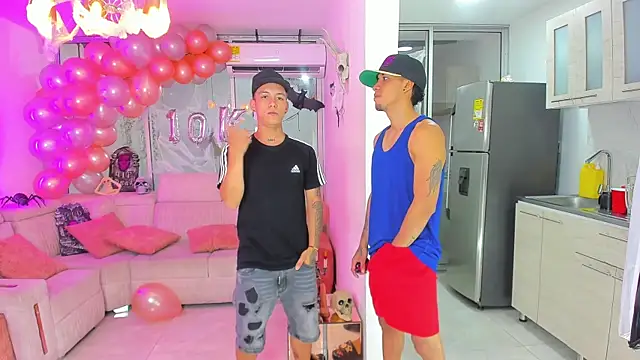 Snapshot of Houseofwarrios chatting on October 28, 5:39 am Houseofwarrios online show from October 28, 5:39 am