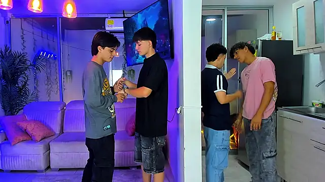 Houseofwarrios online show from March 20, 5:19 am