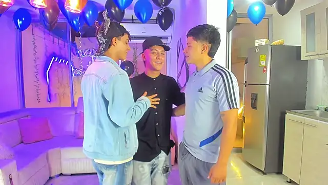 Houseofwarrios online show from December 17, 5:34 am