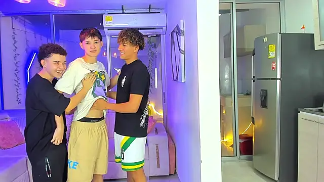 Houseofwarrios online show from January 17, 5:33 am