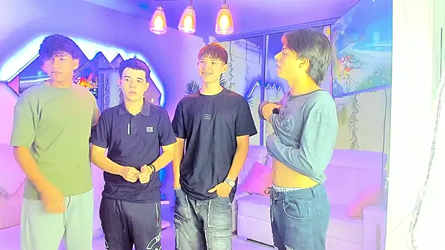 Houseofwarrios online show from March 15, 5:25 am