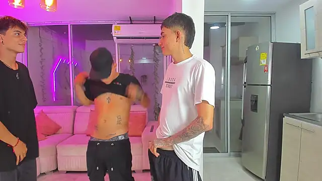 Houseofwarrios online show from December 5, 5:50 am