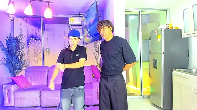 Houseofwarrios online show from March 26, 5:17 am