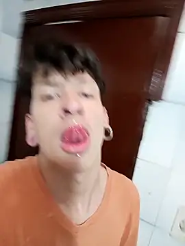 DemianSalvatore online show from February 18, 9:11 pm