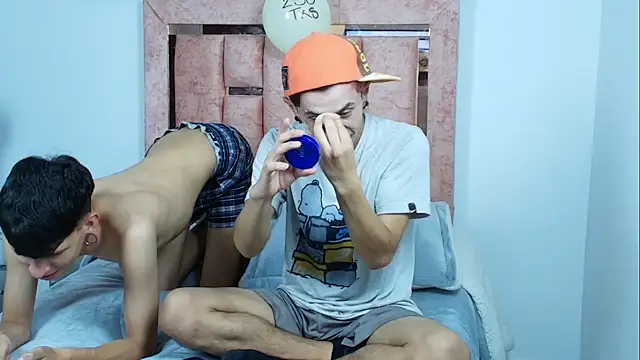 DemianSalvatore online show from December 3, 8:52 pm