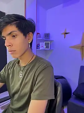 David 925  online show from December 18, 5:34 am