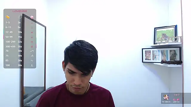 Snapshot of David_925_ chatting on November 16, 4:06 am David 925 online show from November 16, 4:06 am