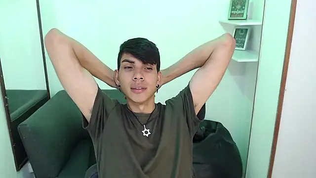 David 925  online show from January 7, 8:25 pm