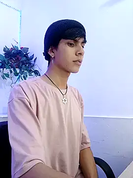 David 925  online show from December 19, 8:55 pm