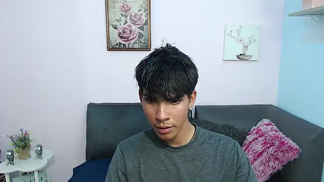 Snapshot of David_925_ chatting on September 30, 4:18 am David 925 online show from September 30, 4:18 am