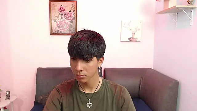 Snapshot of David_925_ chatting on October 4, 4:47 am David 925 online show from October 4, 4:47 am