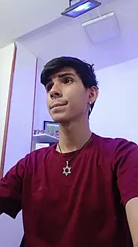 Snapshot of David_925_ chatting on November 28, 4:01 am David 925 online show from November 28, 4:01 am