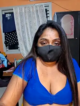 Snapshot of queendivya chatting on June 3, 5:06 pm queendivya online show from June 3, 5:06 pm