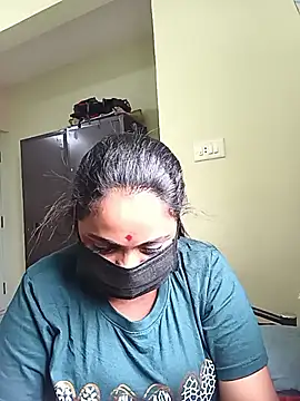 queendivya online show from October 8, 4:47 am