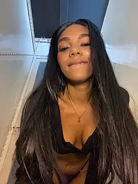 Savannahfisher online show from April 9, 11:44 pm