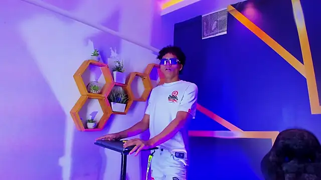 Imperialboys 2 online show from September 19, 4:05 am