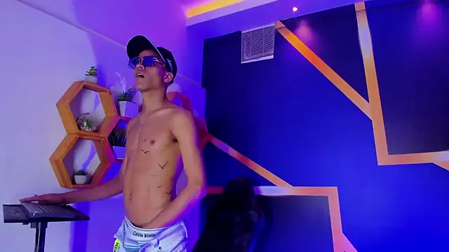Imperialboys 2 online show from September 23, 6:31 am