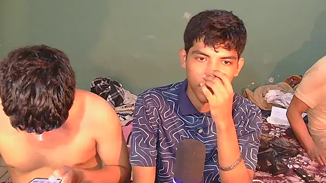 P4NT0J4 online show from April 18, 8:27 am