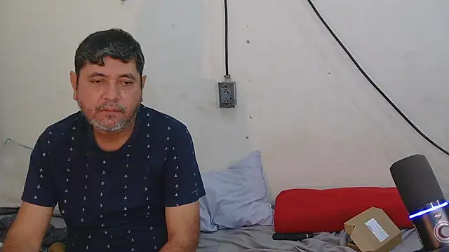 P4NT0J4 online show from April 12, 5:44 am